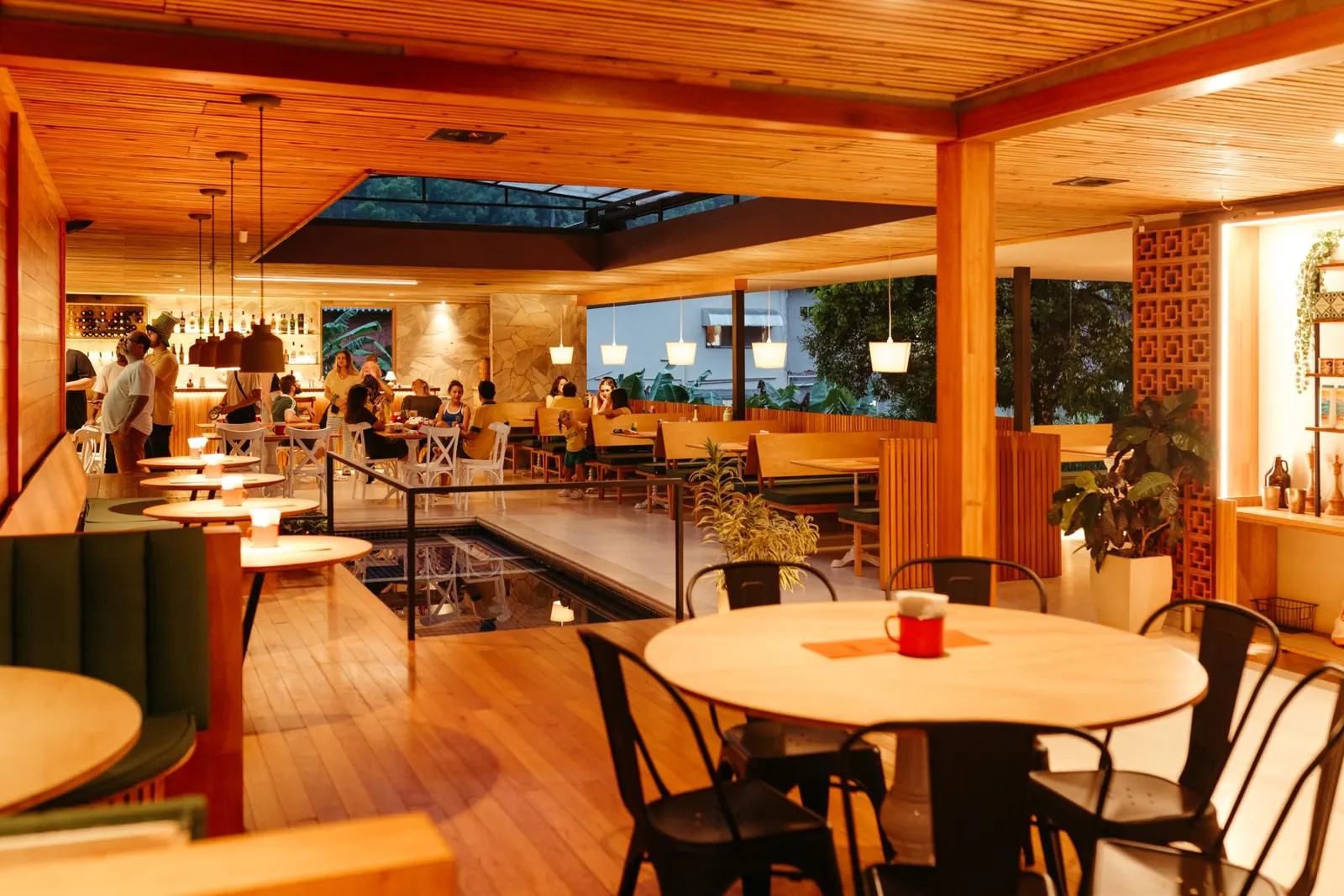 A restaurant dining room